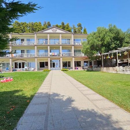 Crown Hotel Nea Skioni Luaran gambar